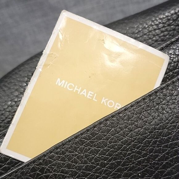 Michael Kors Cooper Black Pebbled Leather Messenger Crossbody Shoulderbag  - Picture 10 of 11